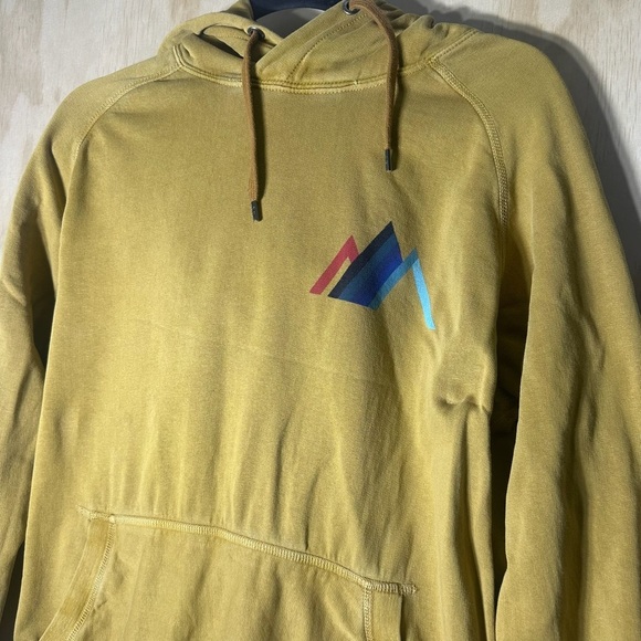 American Eagle men's printed hoodie with a graphic logo Medium - Picture 2 of 8